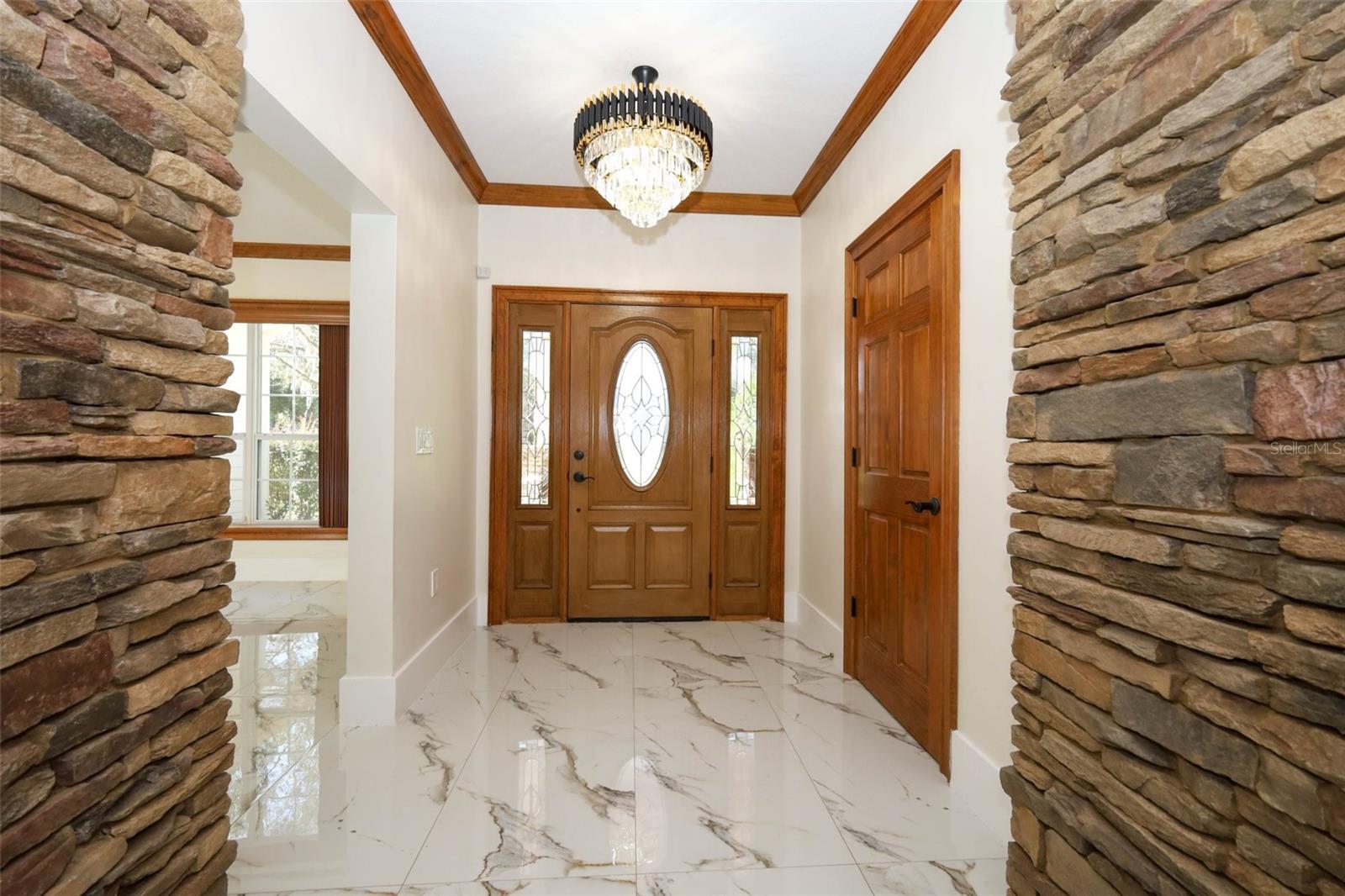 Image 10 of 95 For 27012 Grand Oak Lane