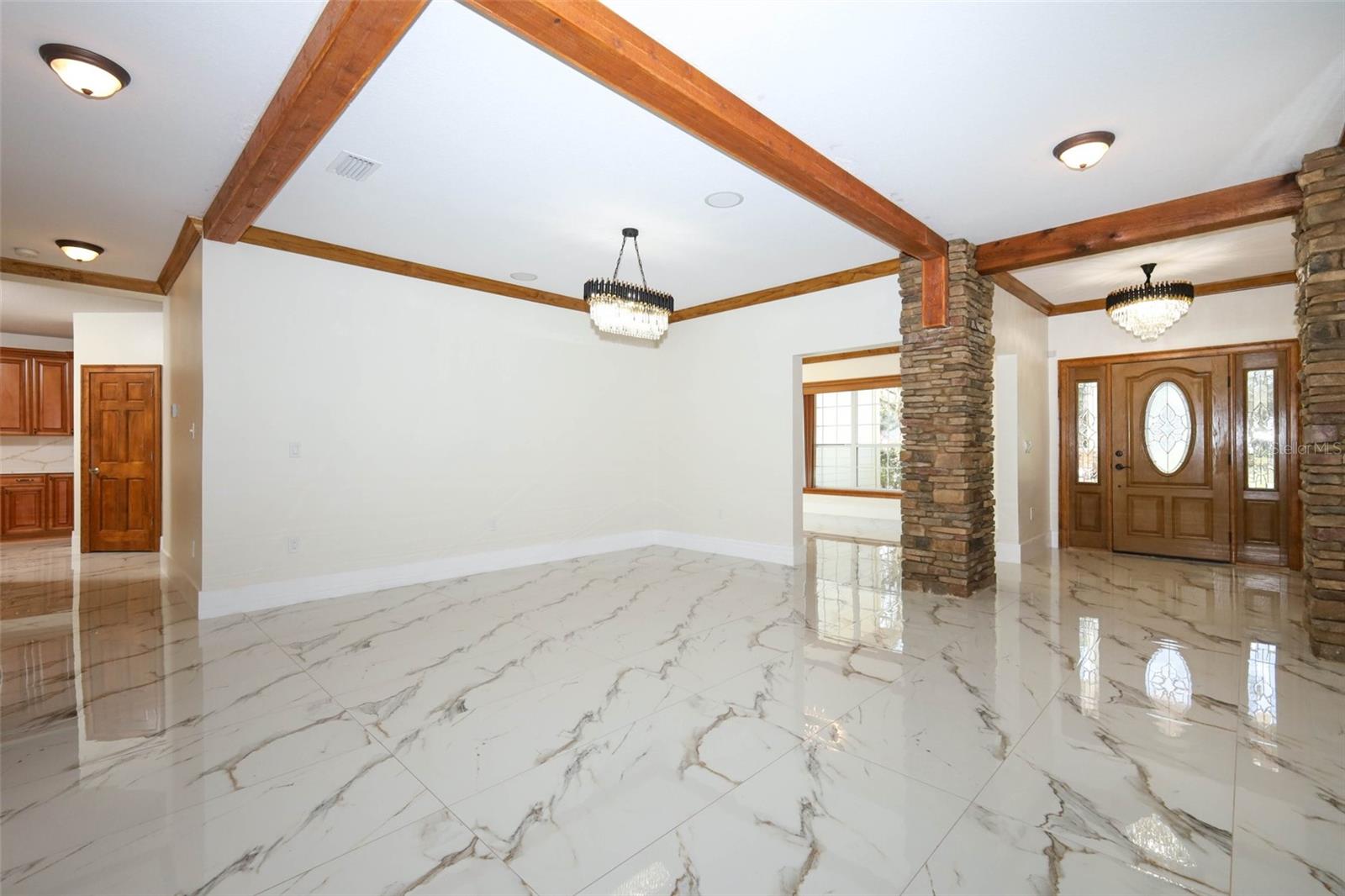 Image 13 of 95 For 27012 Grand Oak Lane