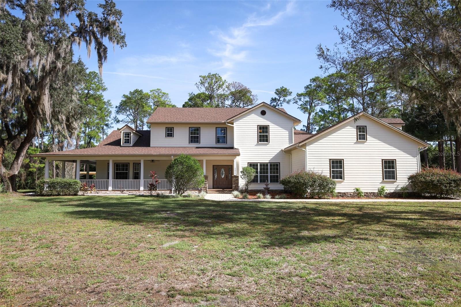 Image 2 of 95 For 27012 Grand Oak Lane