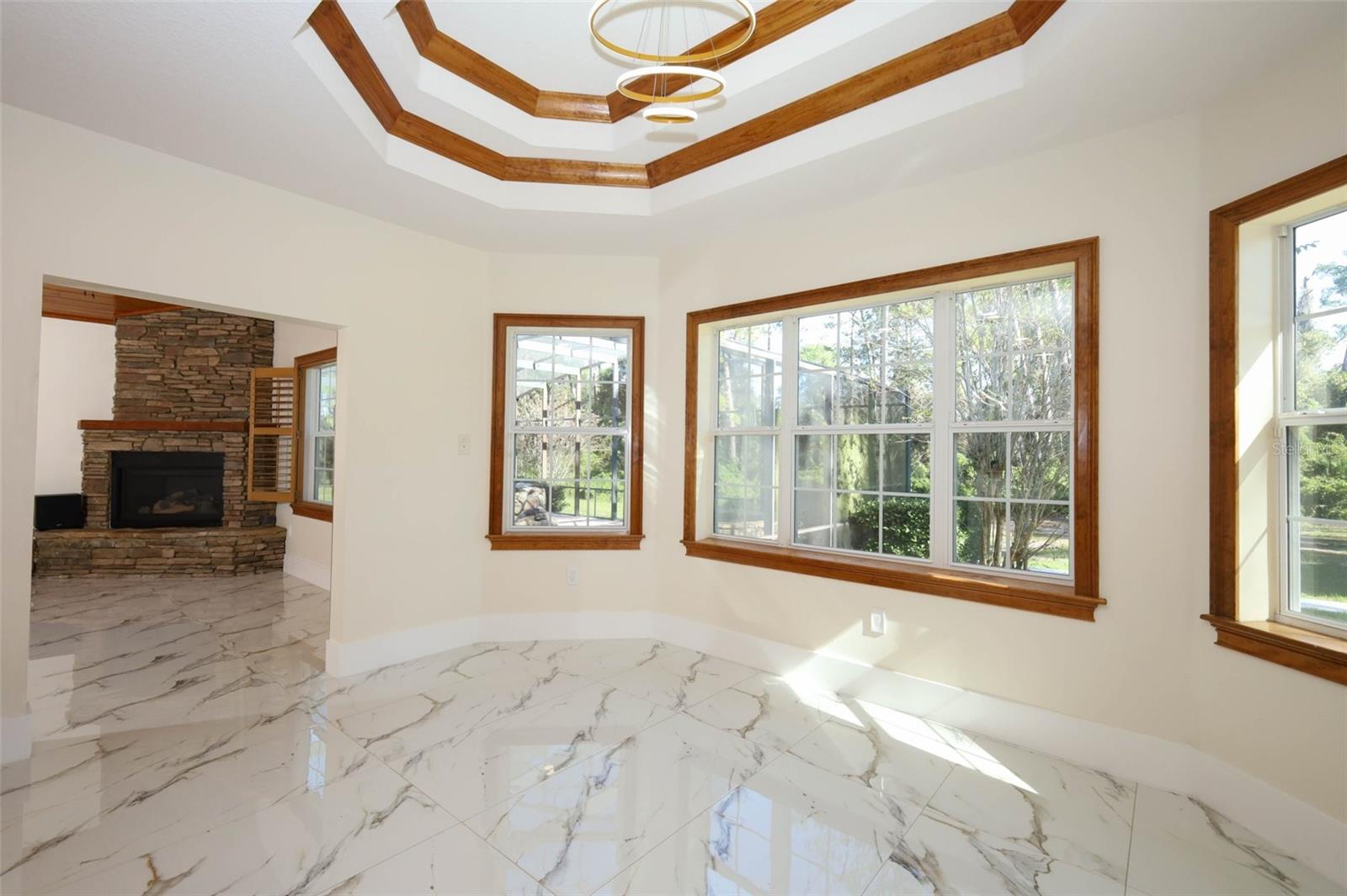 Image 22 of 95 For 27012 Grand Oak Lane