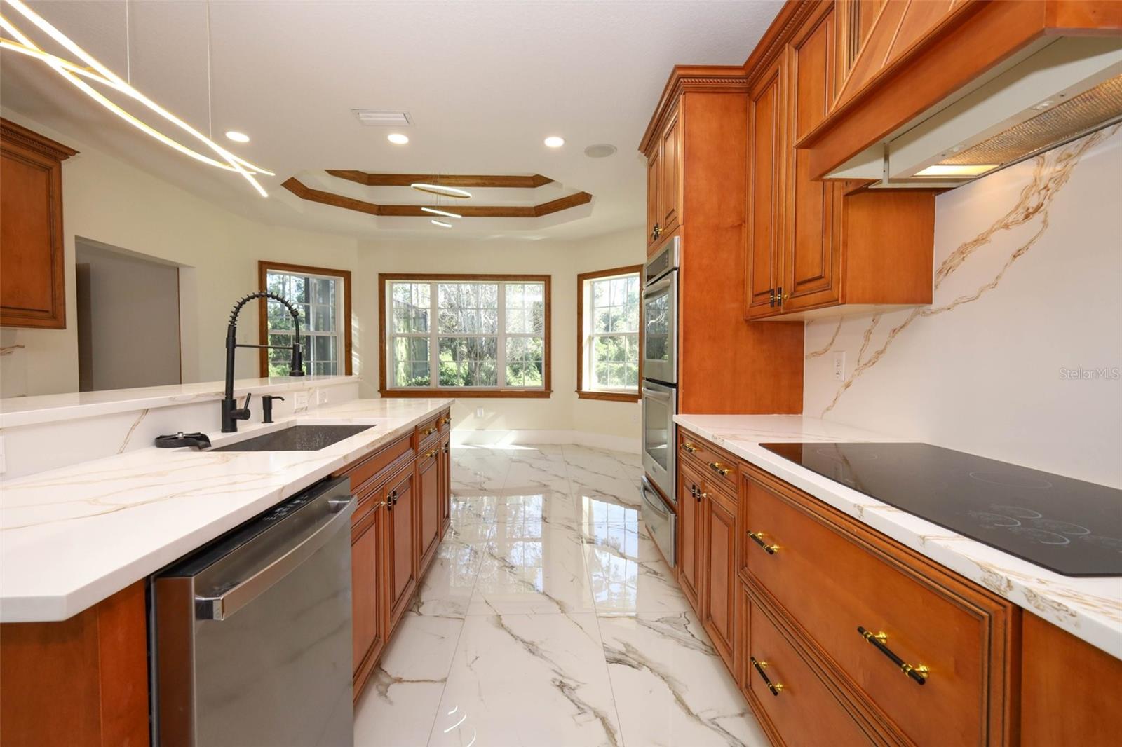 Image 26 of 95 For 27012 Grand Oak Lane