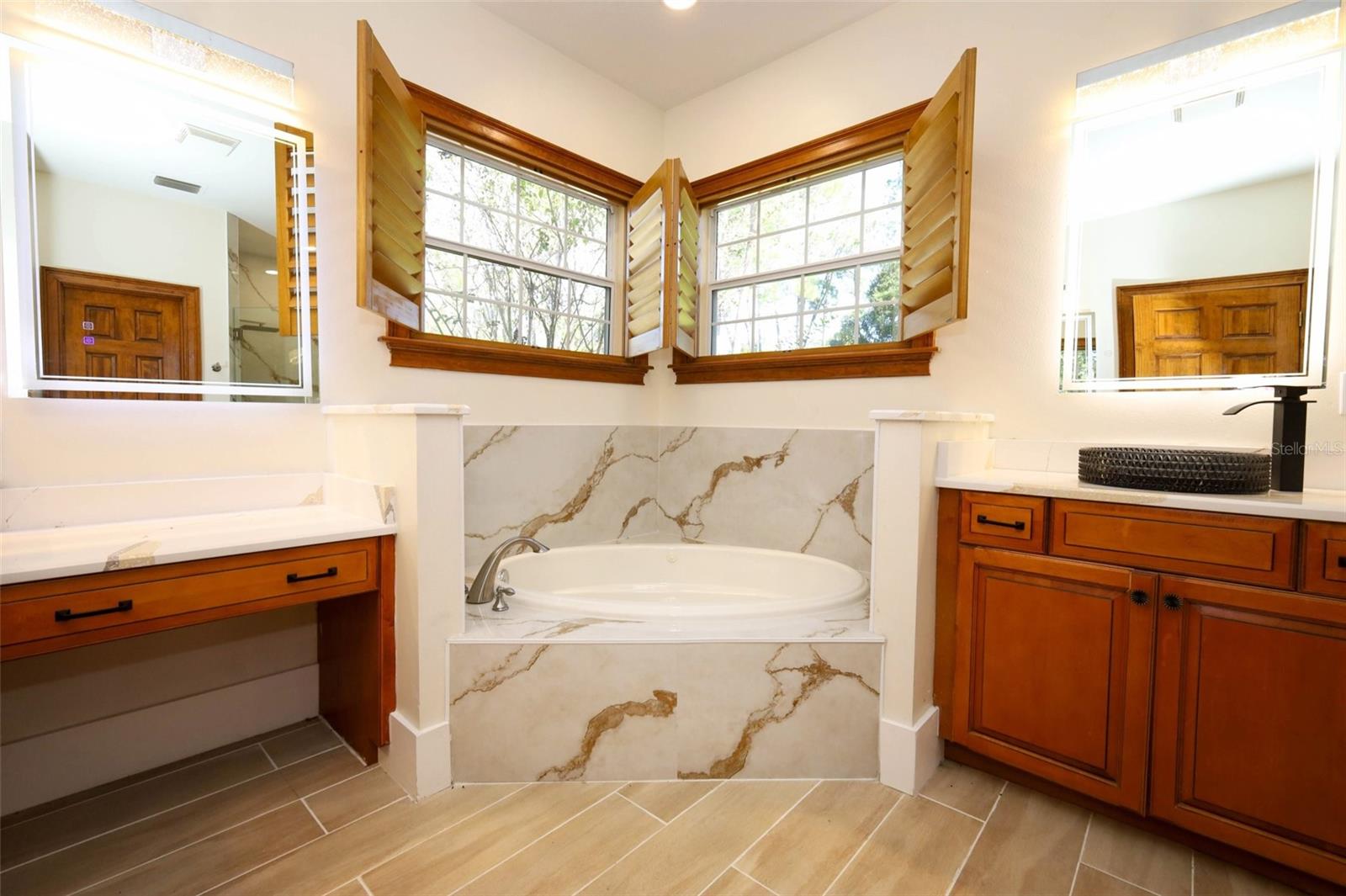 Image 38 of 95 For 27012 Grand Oak Lane