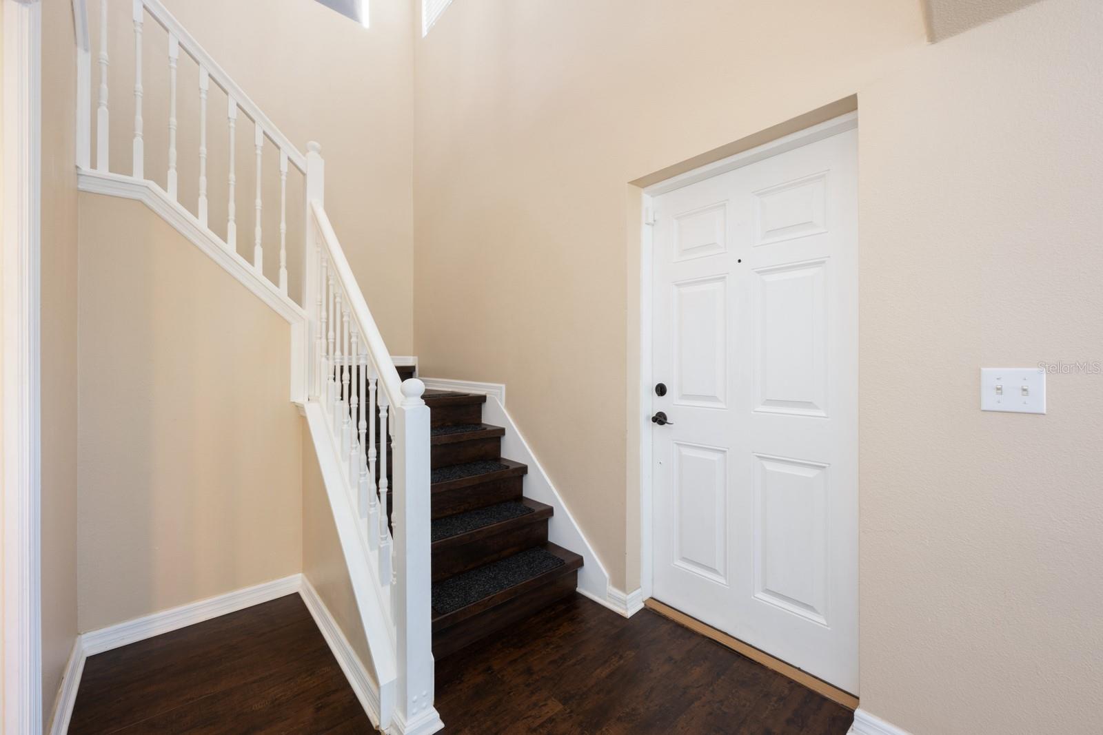 Image 16 of 29 For 2534 Seven Oaks Drive