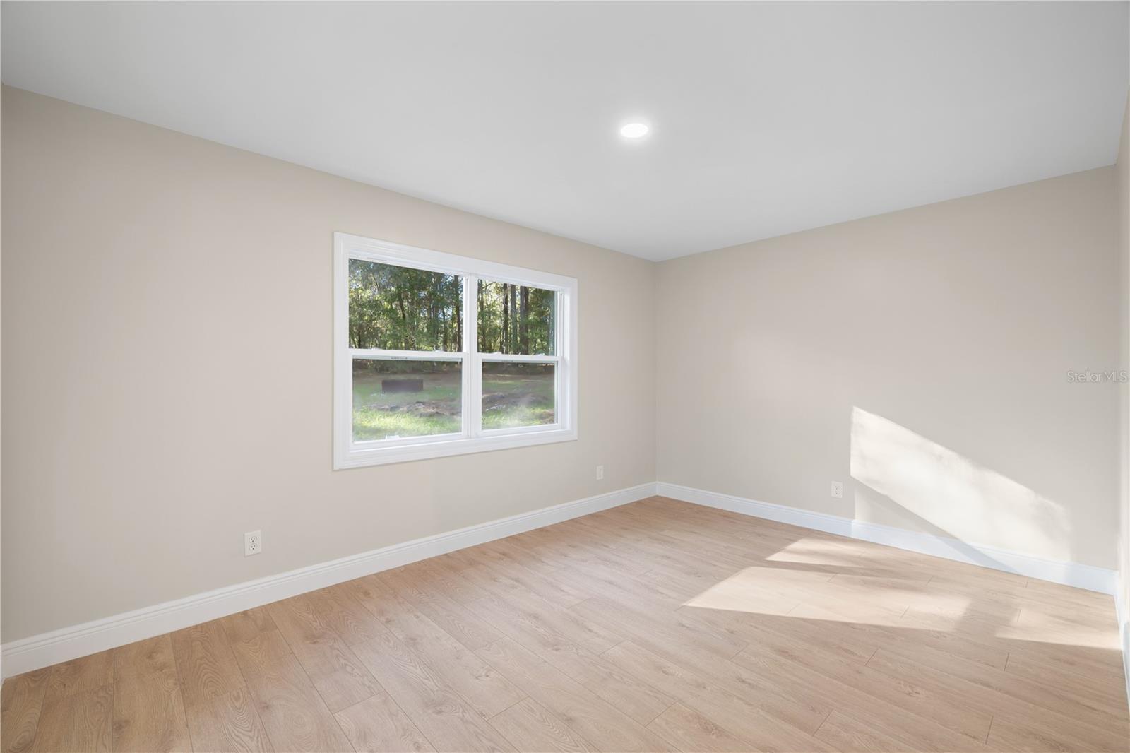 Image 15 of 53 For 20045 88th Place Road