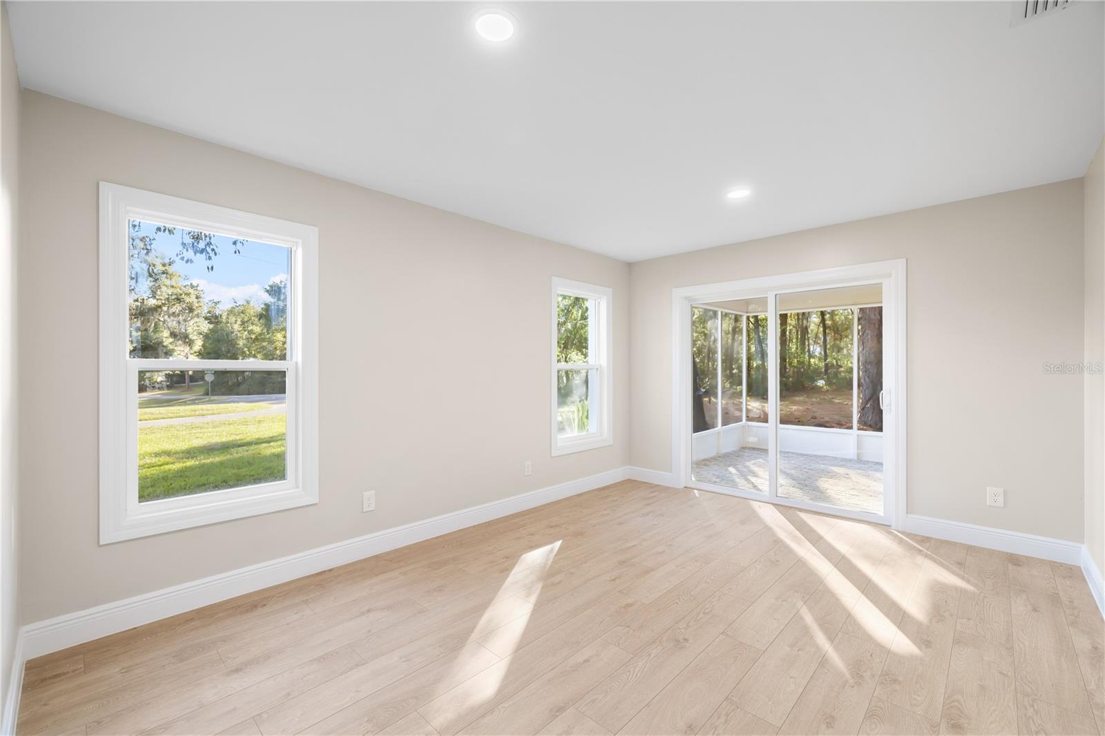 Image 21 of 53 For 20045 88th Place Road