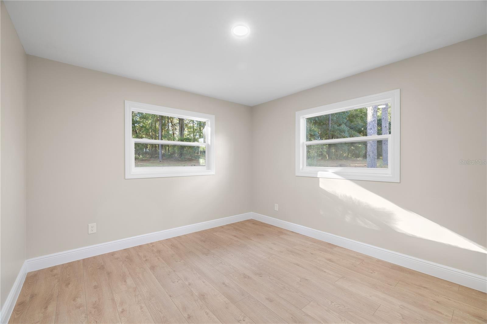 Image 29 of 53 For 20045 88th Place Road