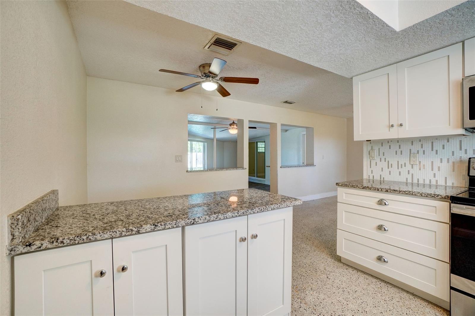 Image 12 of 33 For 4337 Georgetown Drive