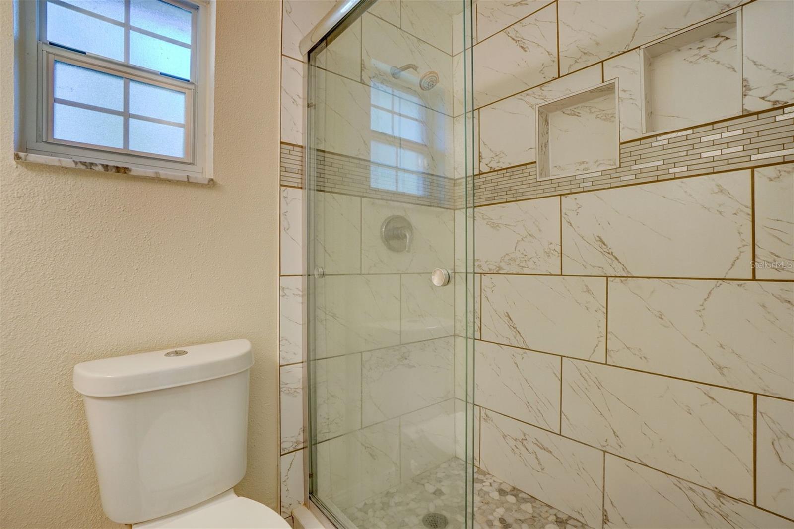 Image 20 of 33 For 4337 Georgetown Drive