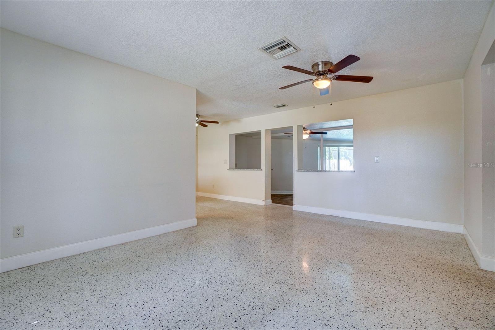 Image 6 of 33 For 4337 Georgetown Drive