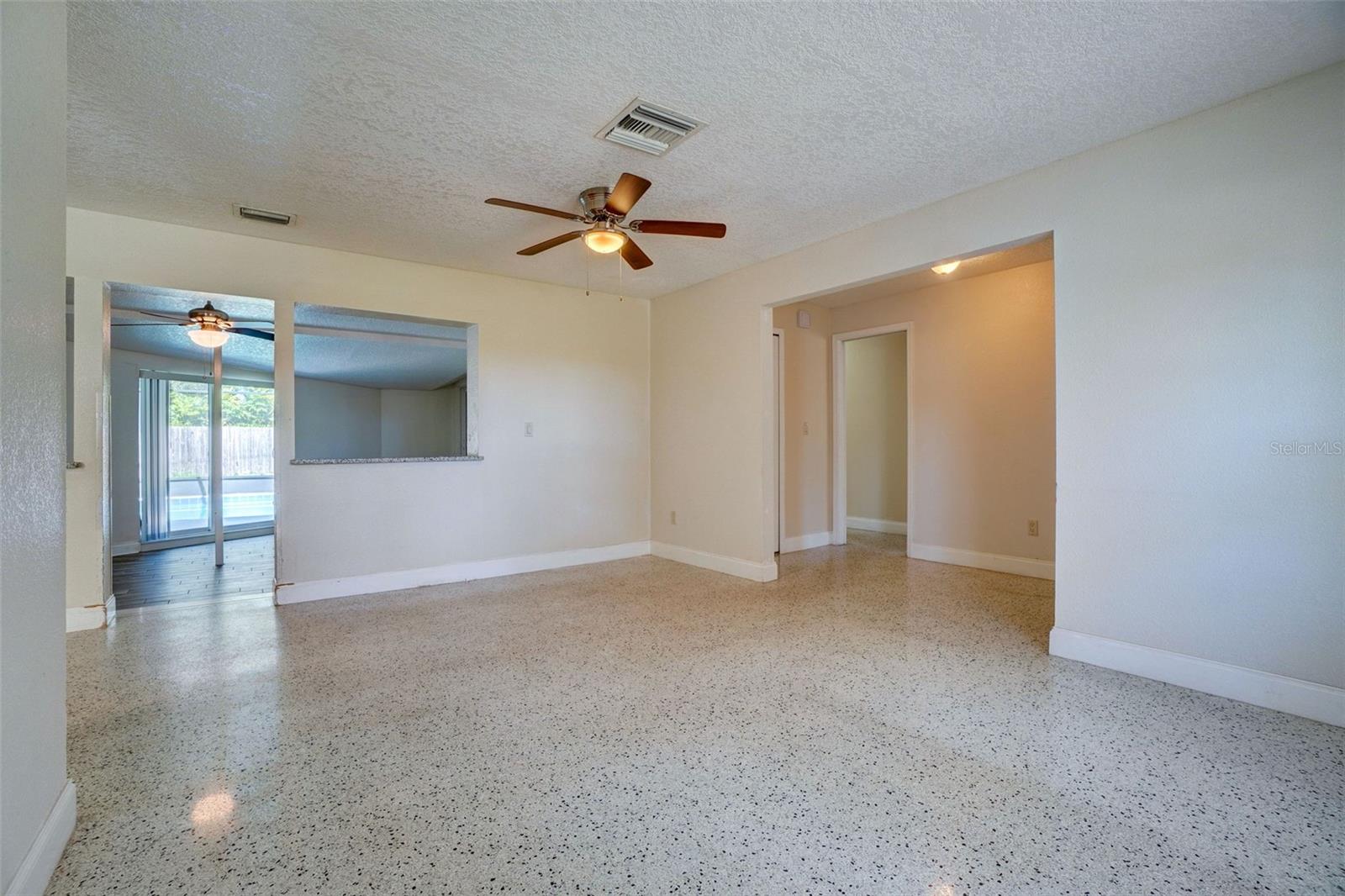 Image 7 of 33 For 4337 Georgetown Drive