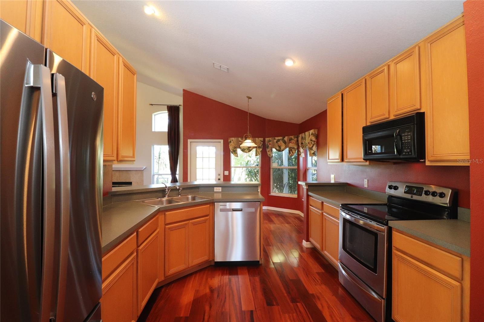 Image 7 of 18 For 309 Balogh Place