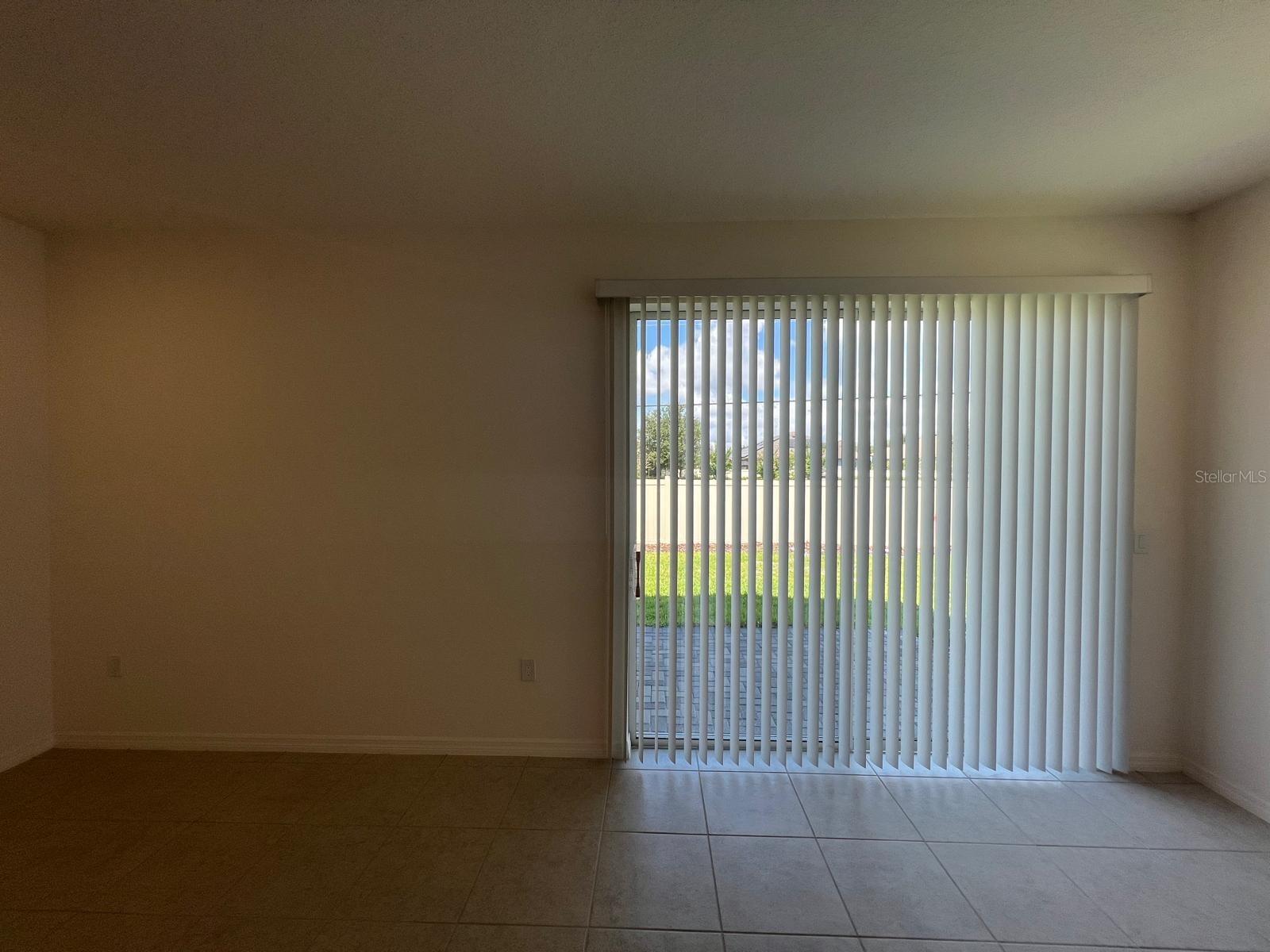 Image 16 of 17 For 1230 Wycliffe Way