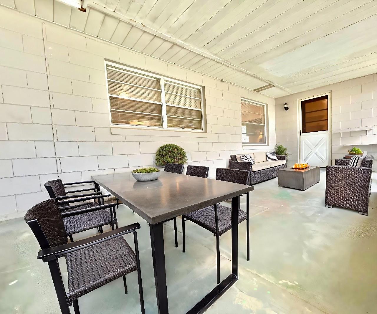 Image 17 of 26 For 530 Park Avenue 532