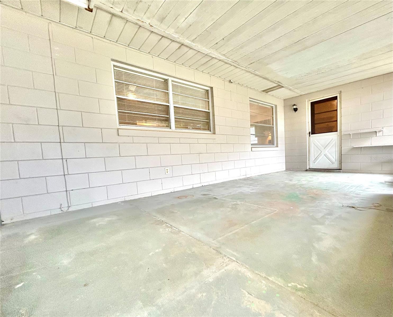 Image 18 of 26 For 530 Park Avenue 532