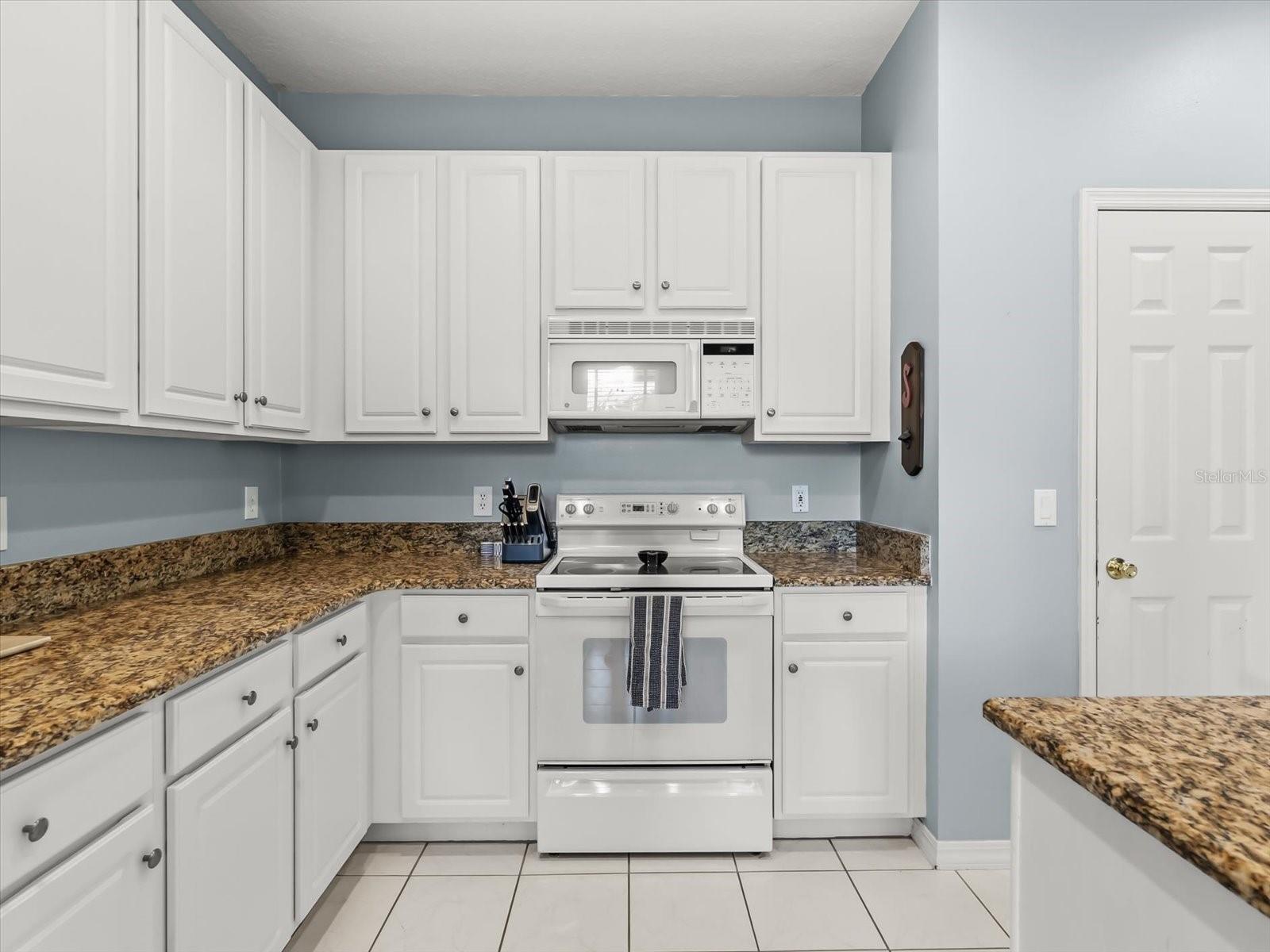 Image 11 of 39 For 4030 Evander Drive