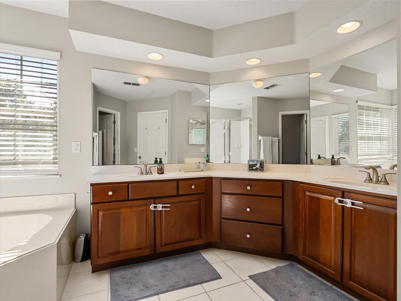 Image 23 of 39 For 4030 Evander Drive