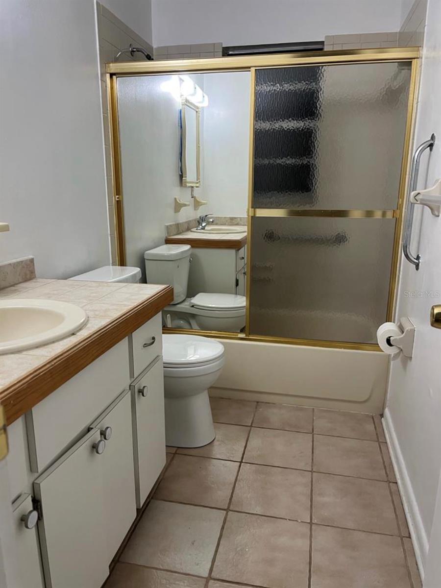 Image 7 of 13 For 32208 Alice Street