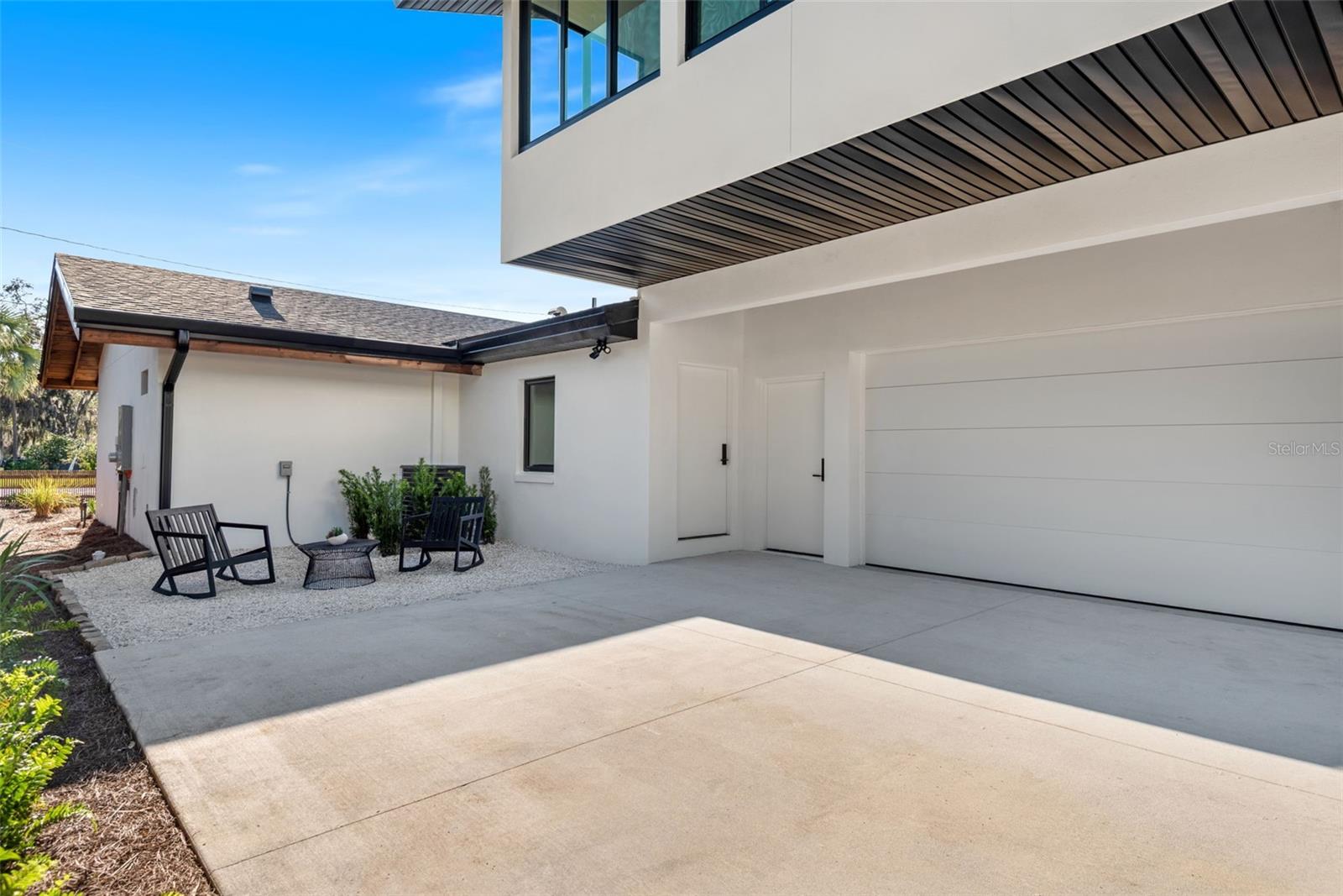 Image 51 of 53 For 870 Carver Street