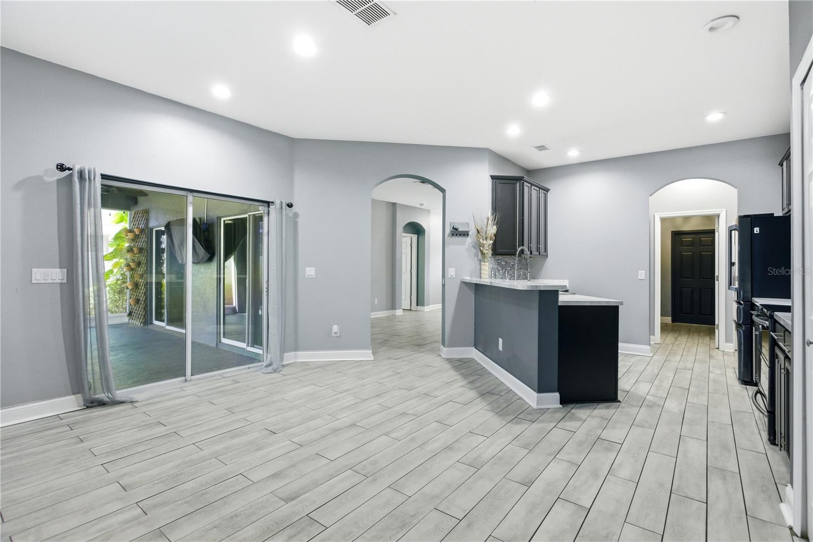 Image 10 of 46 For 3703 Moon Dancer Place