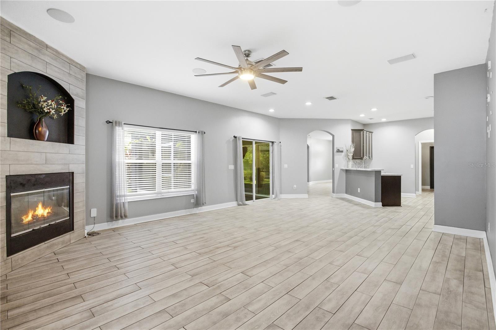 Image 14 of 46 For 3703 Moon Dancer Place