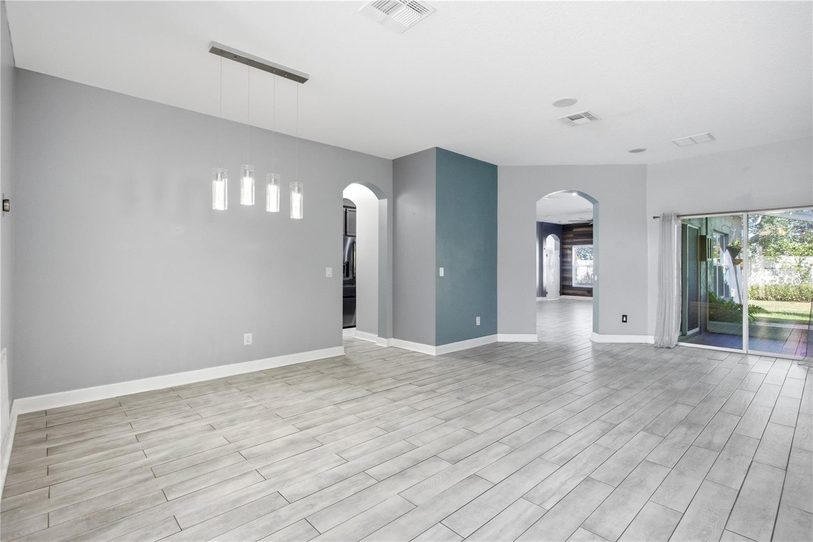 Image 6 of 46 For 3703 Moon Dancer Place