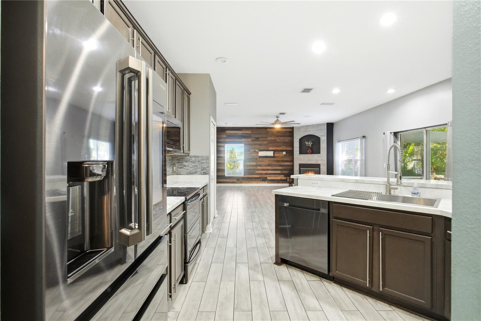 Image 7 of 46 For 3703 Moon Dancer Place