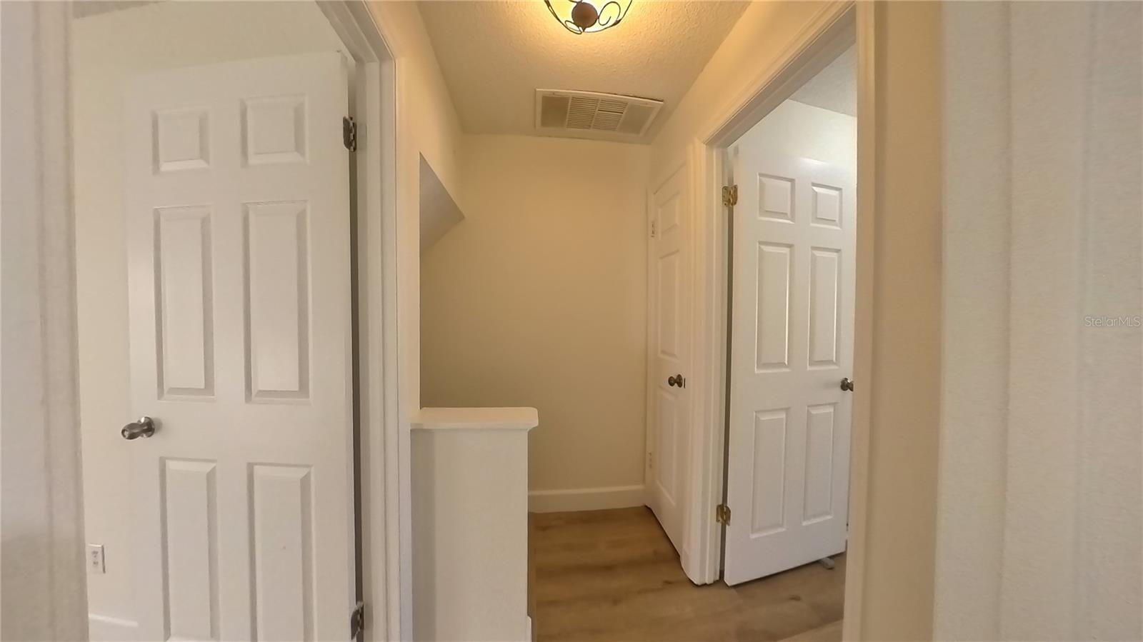 Image 17 of 25 For 111 Georgetown Drive 111