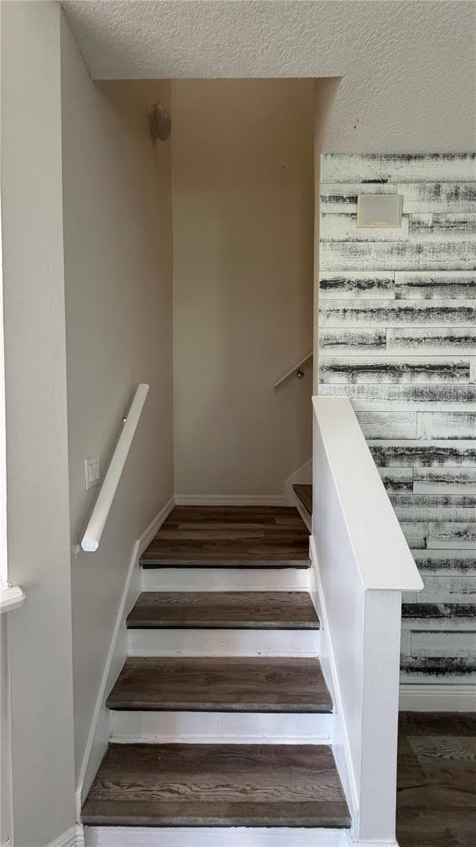 Image 12 of 33 For 1941 Brancaster Circle