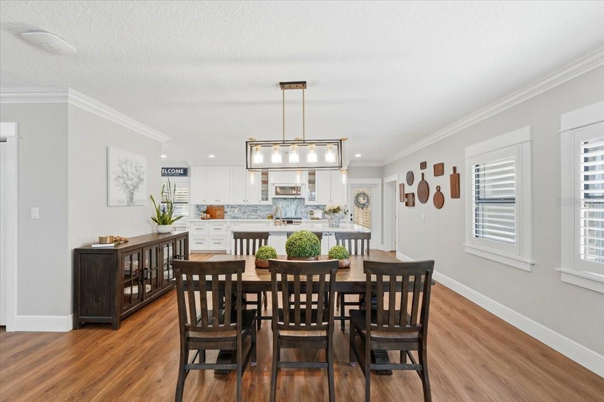 Image 22 of 77 For 12434 Lakeshore Drive