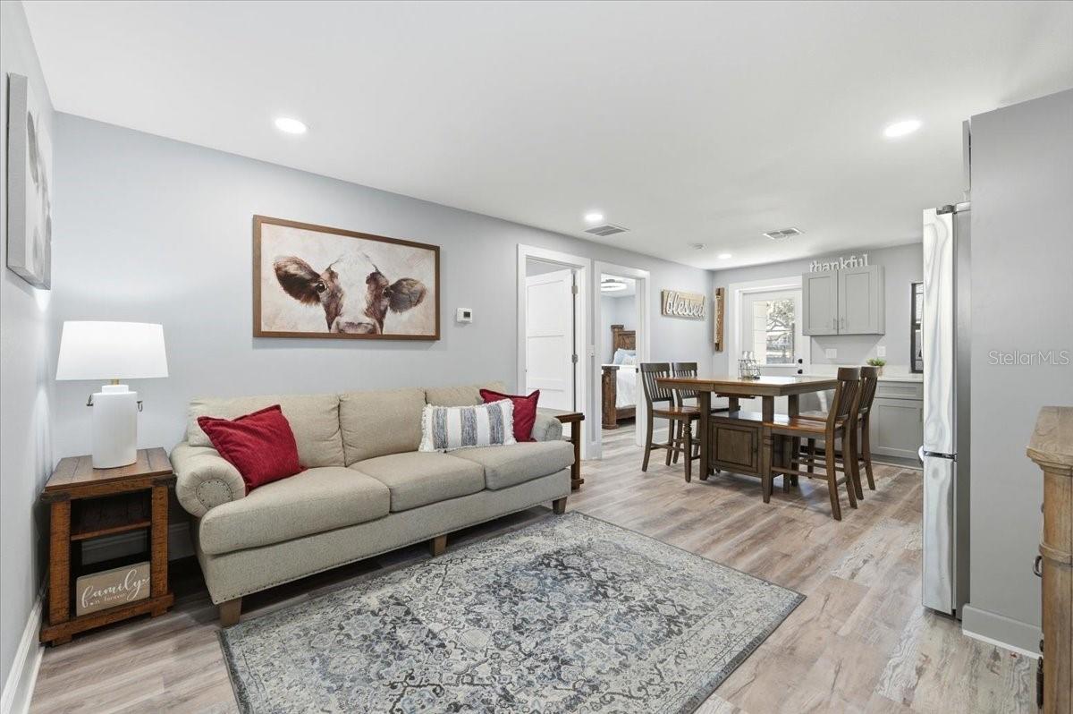 Image 58 of 77 For 12434 Lakeshore Drive