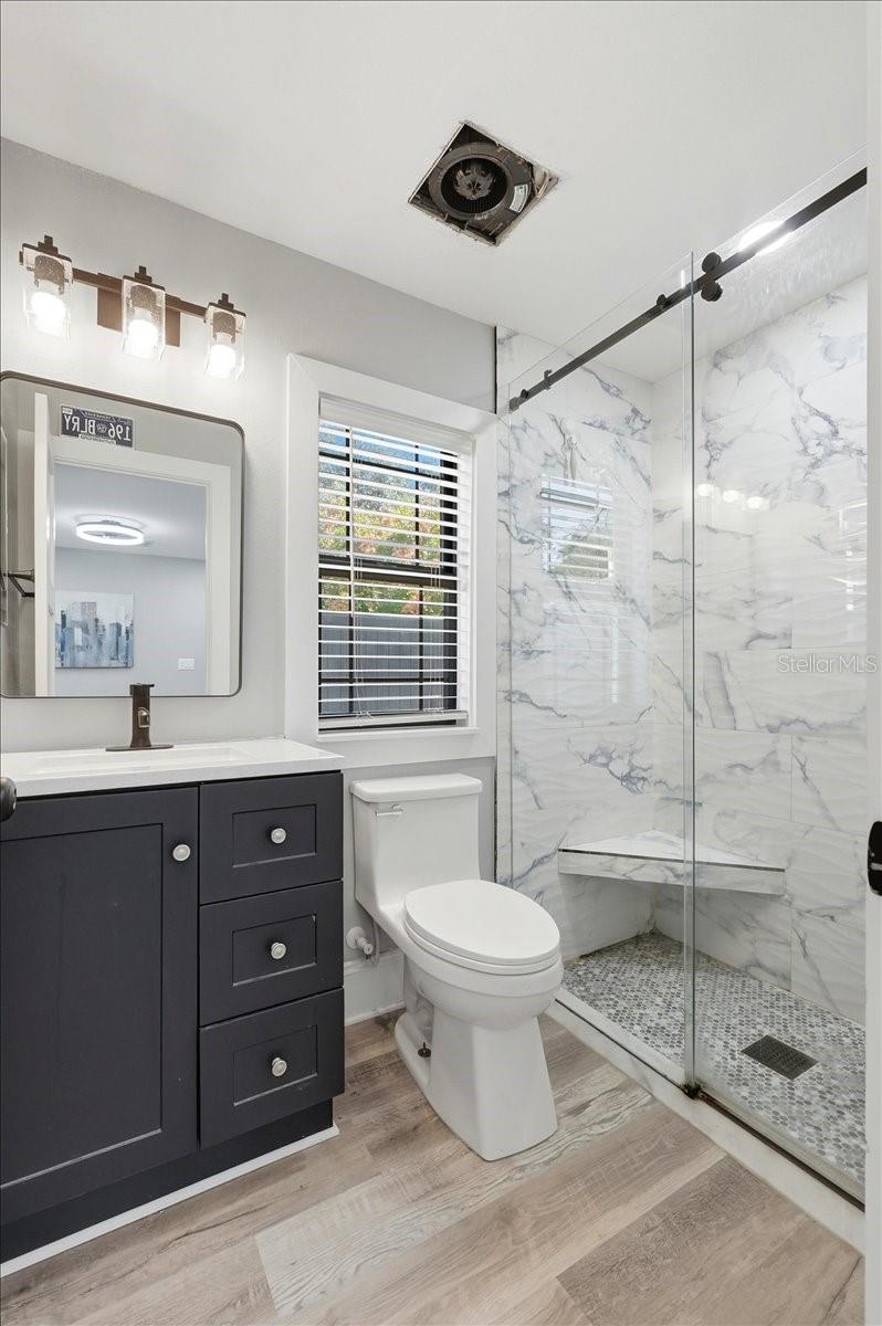 Image 67 of 77 For 12434 Lakeshore Drive