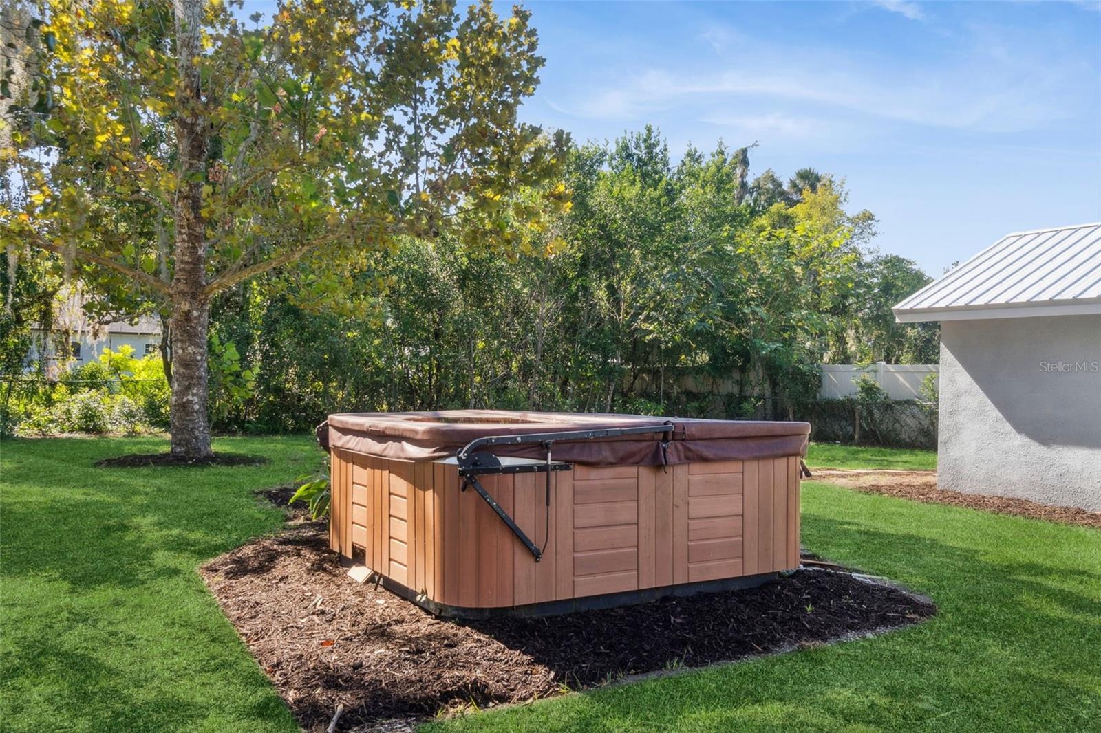 Image 22 of 32 For 126 Kensington Avenue