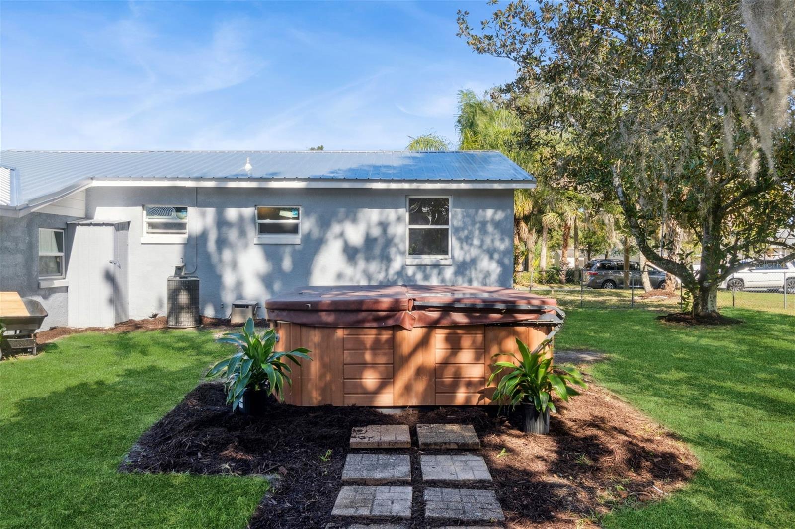 Image 23 of 32 For 126 Kensington Avenue