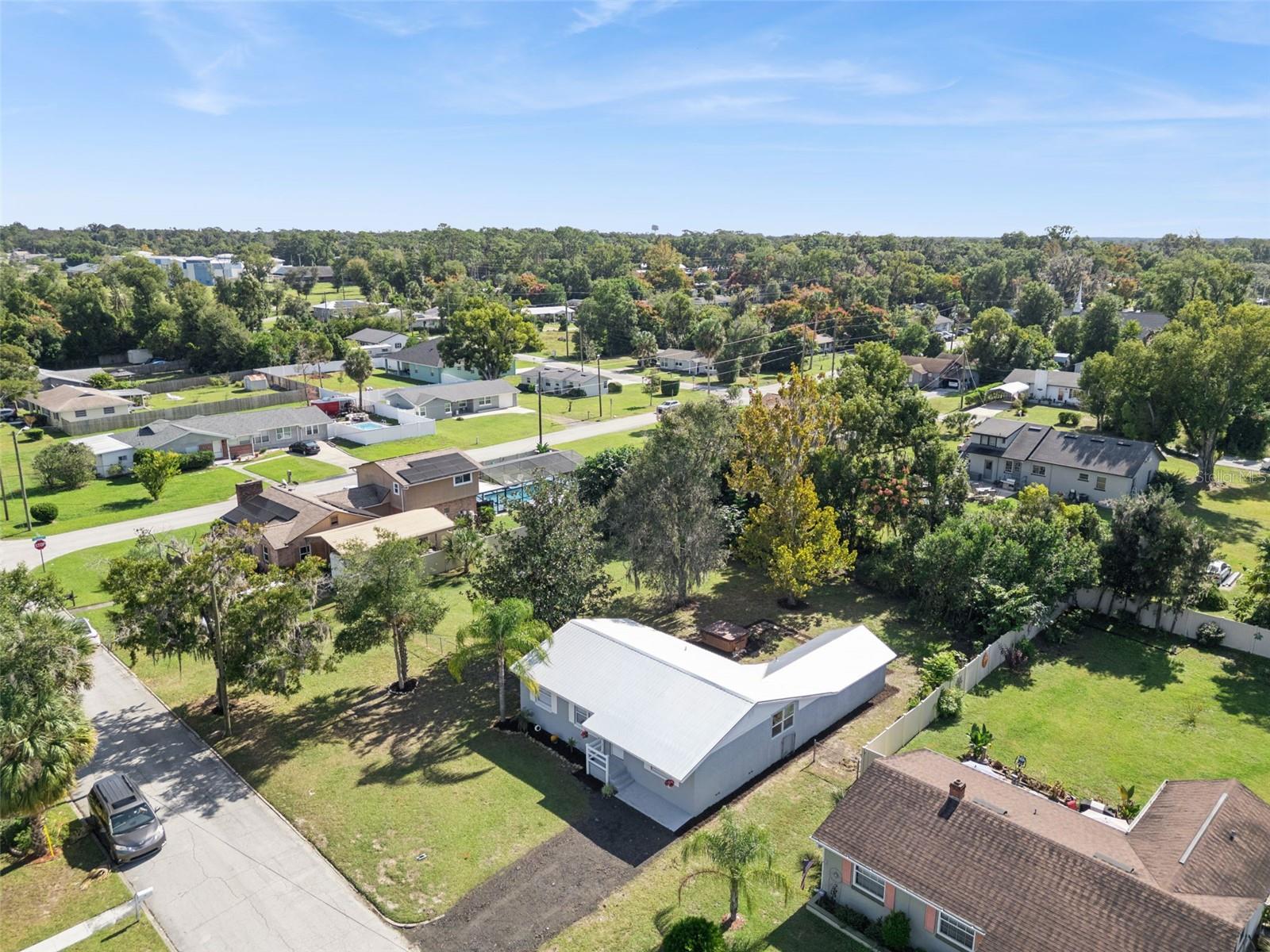 Image 28 of 32 For 126 Kensington Avenue