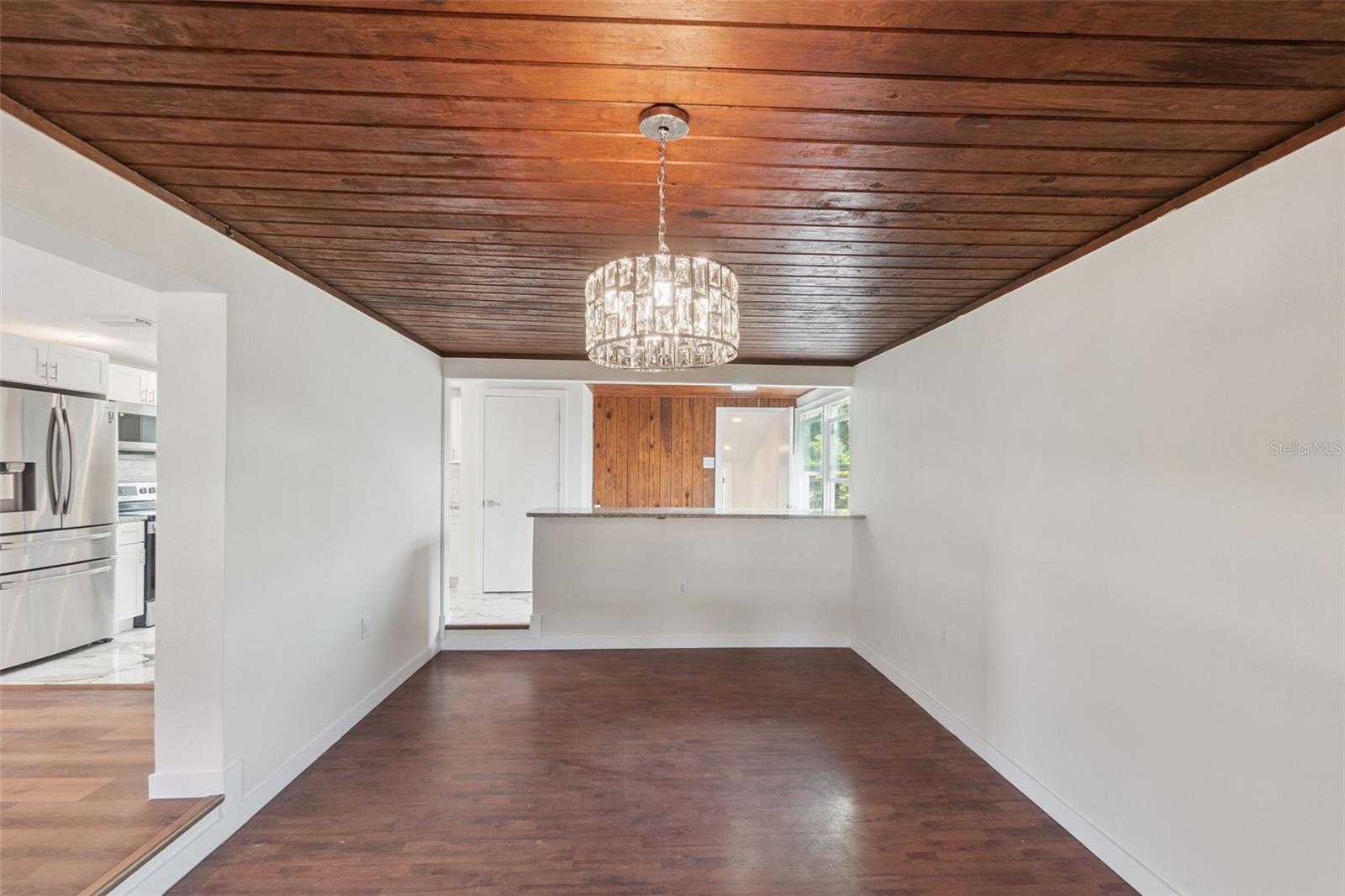 Image 7 of 32 For 126 Kensington Avenue