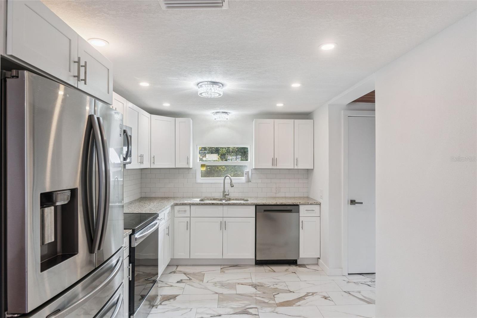 Image 9 of 32 For 126 Kensington Avenue