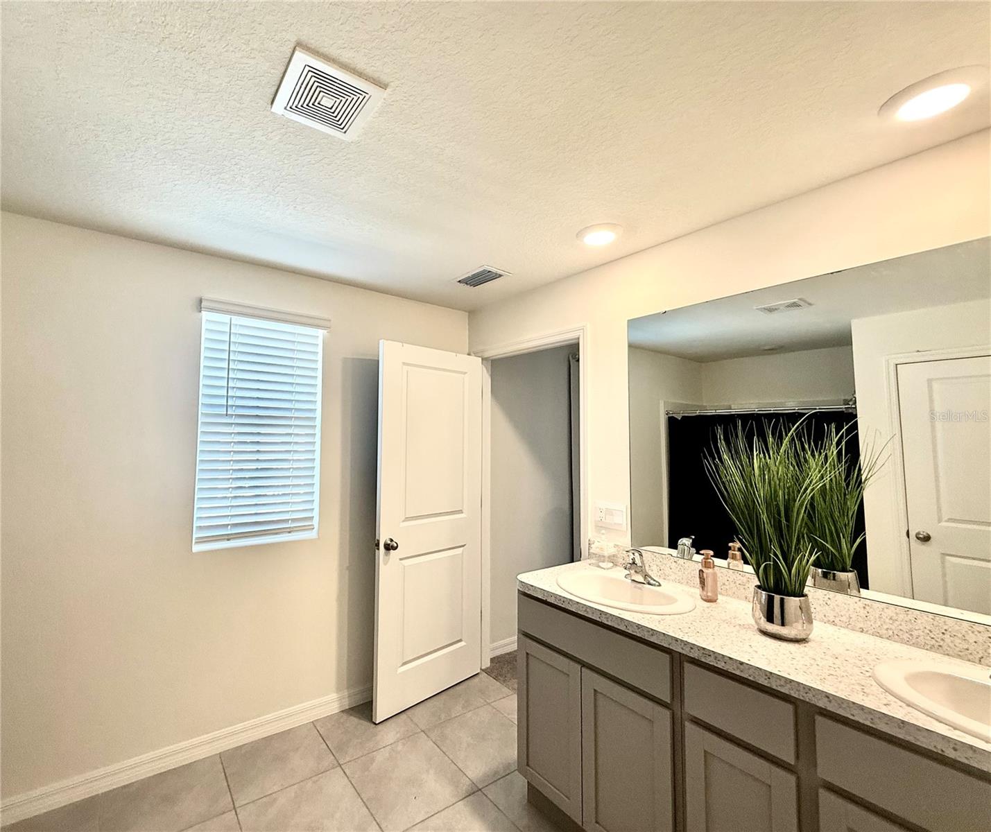 Image 15 of 25 For 3727 Capri Coast Drive