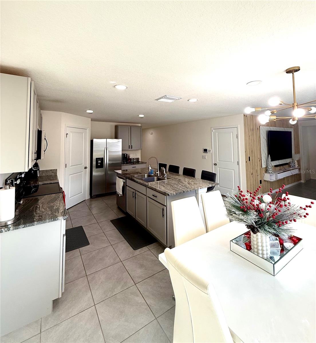 Image 3 of 25 For 3727 Capri Coast Drive