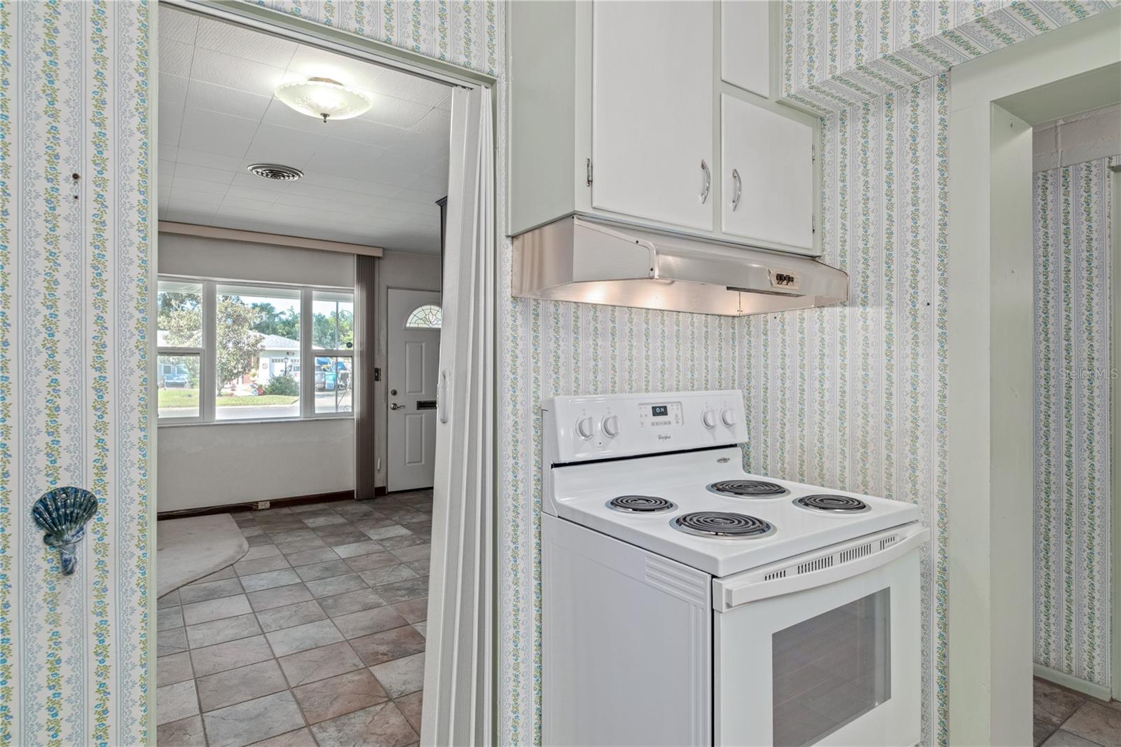 Image 15 of 28 For 2913 Carroll Place