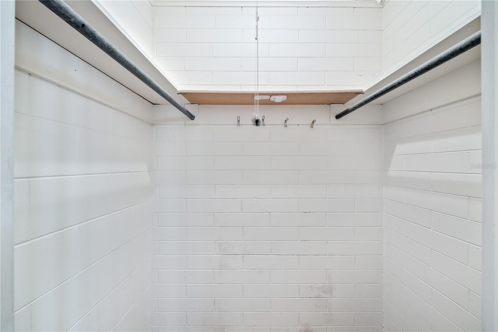 Image 19 of 28 For 2913 Carroll Place