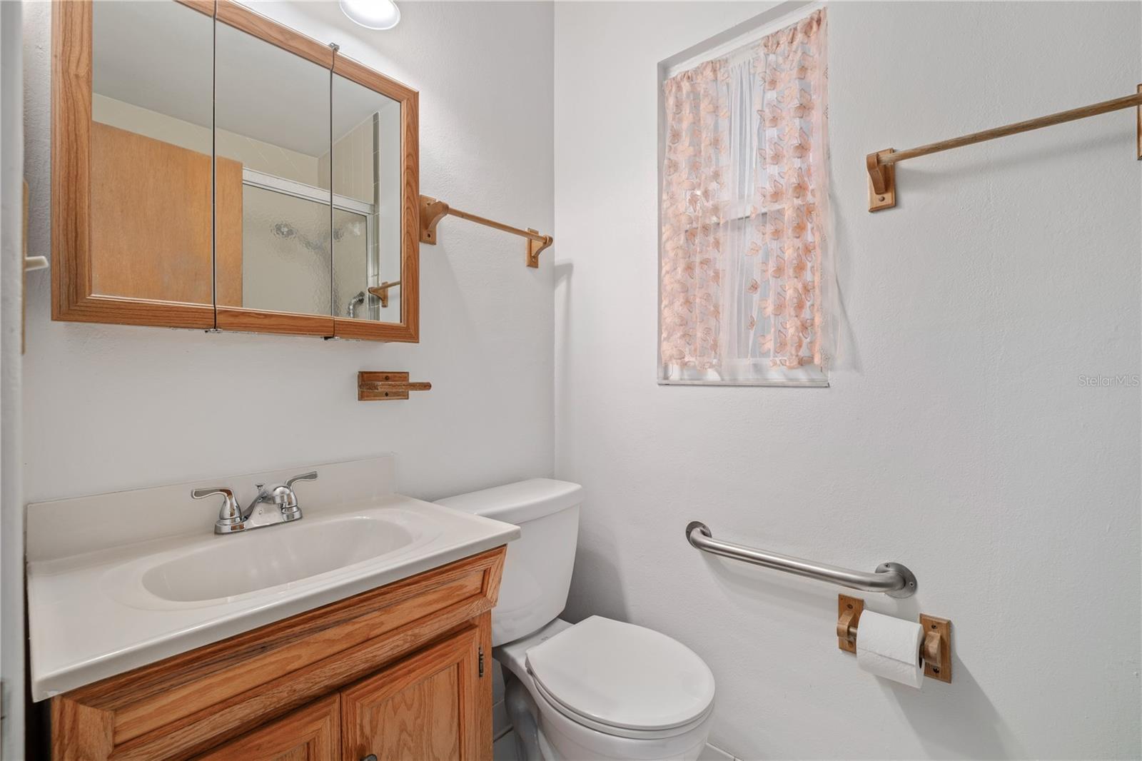 Image 21 of 28 For 2913 Carroll Place