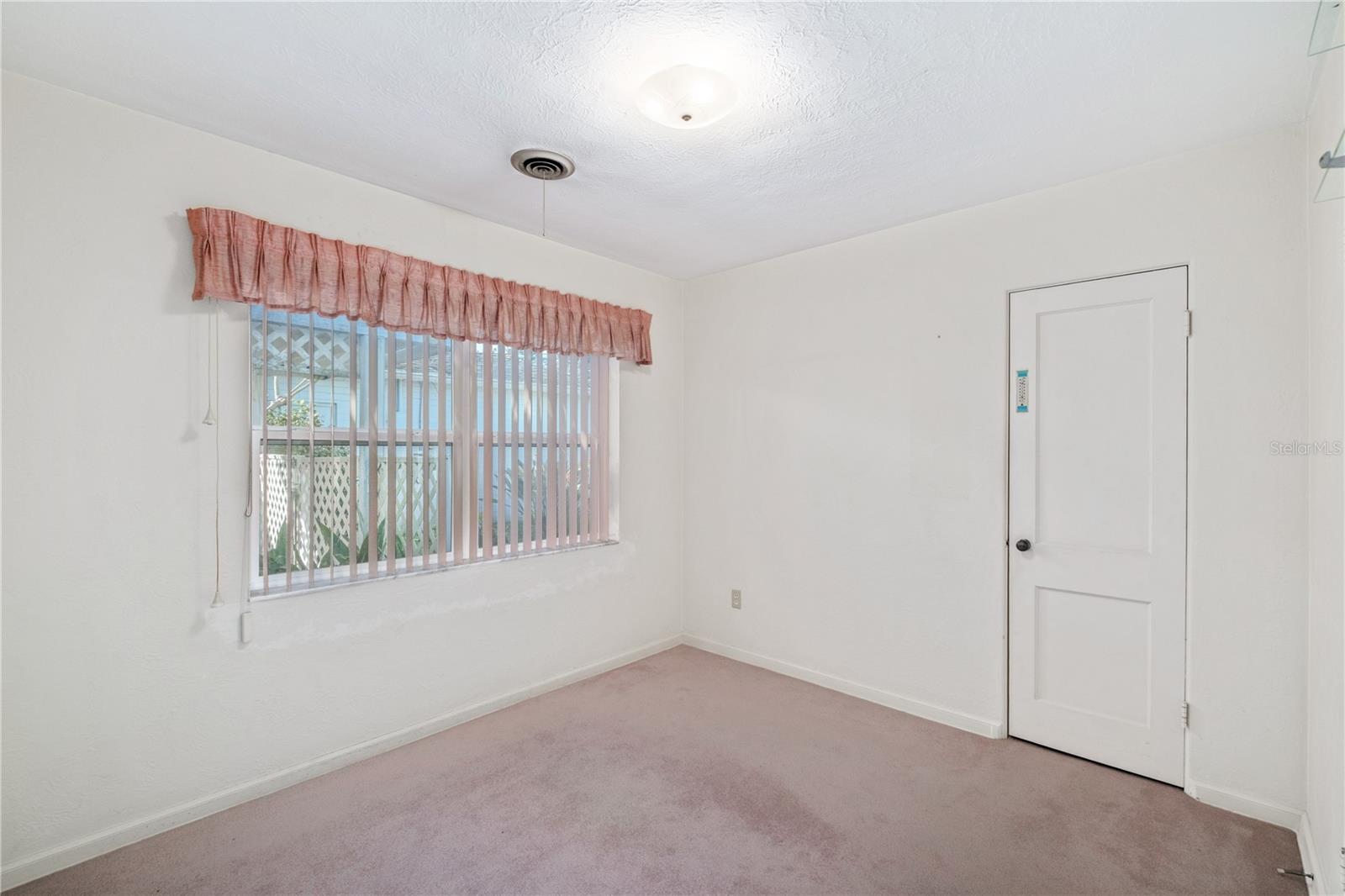 Image 24 of 28 For 2913 Carroll Place