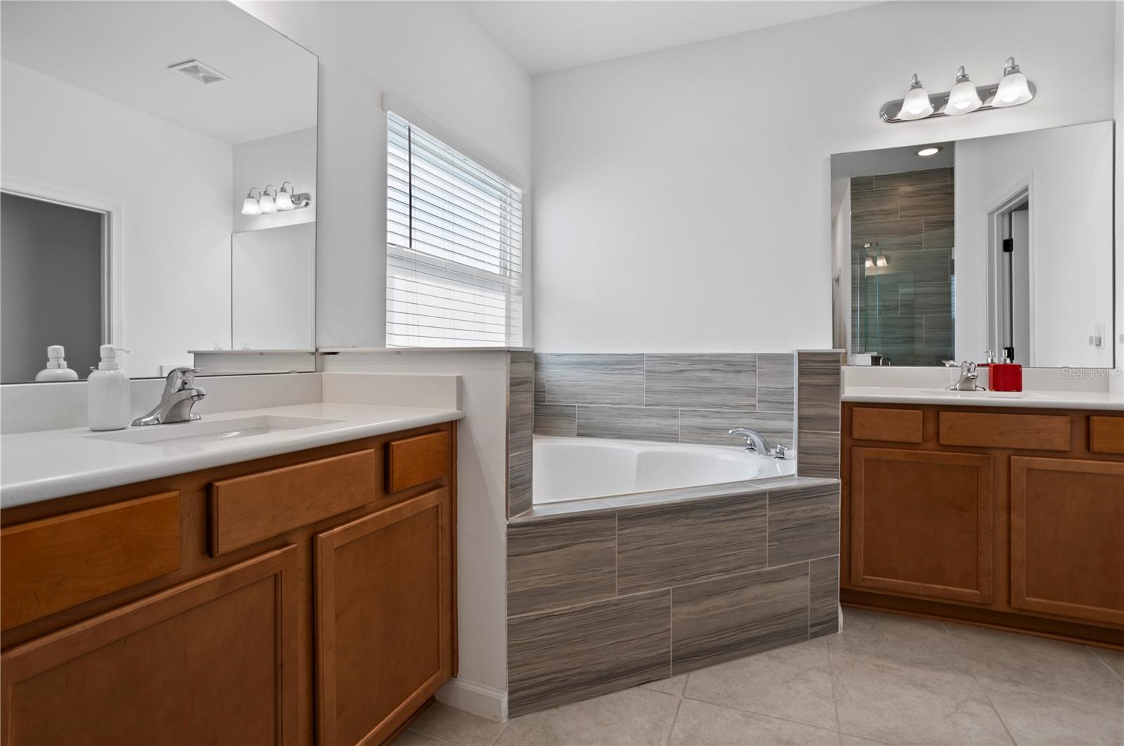 Image 20 of 33 For 1265 Blarney Street