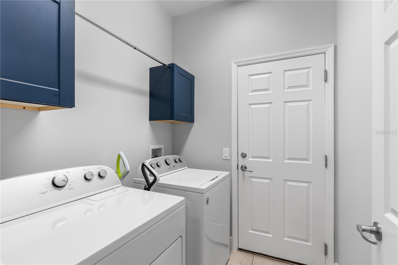 Image 25 of 33 For 4839 Terra Sole Place