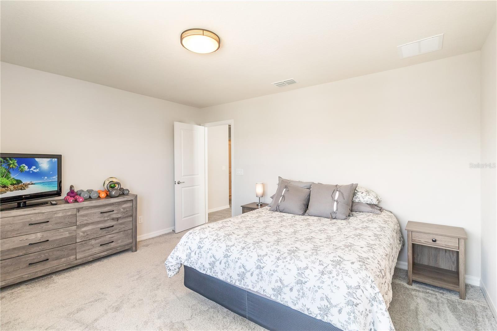 Image 26 of 55 For 2710 Forestdale Street