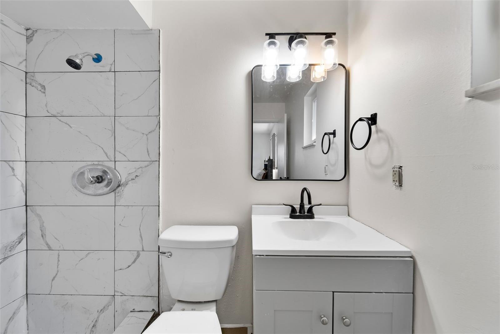 Image 7 of 20 For 5110 Woodcrest Drive