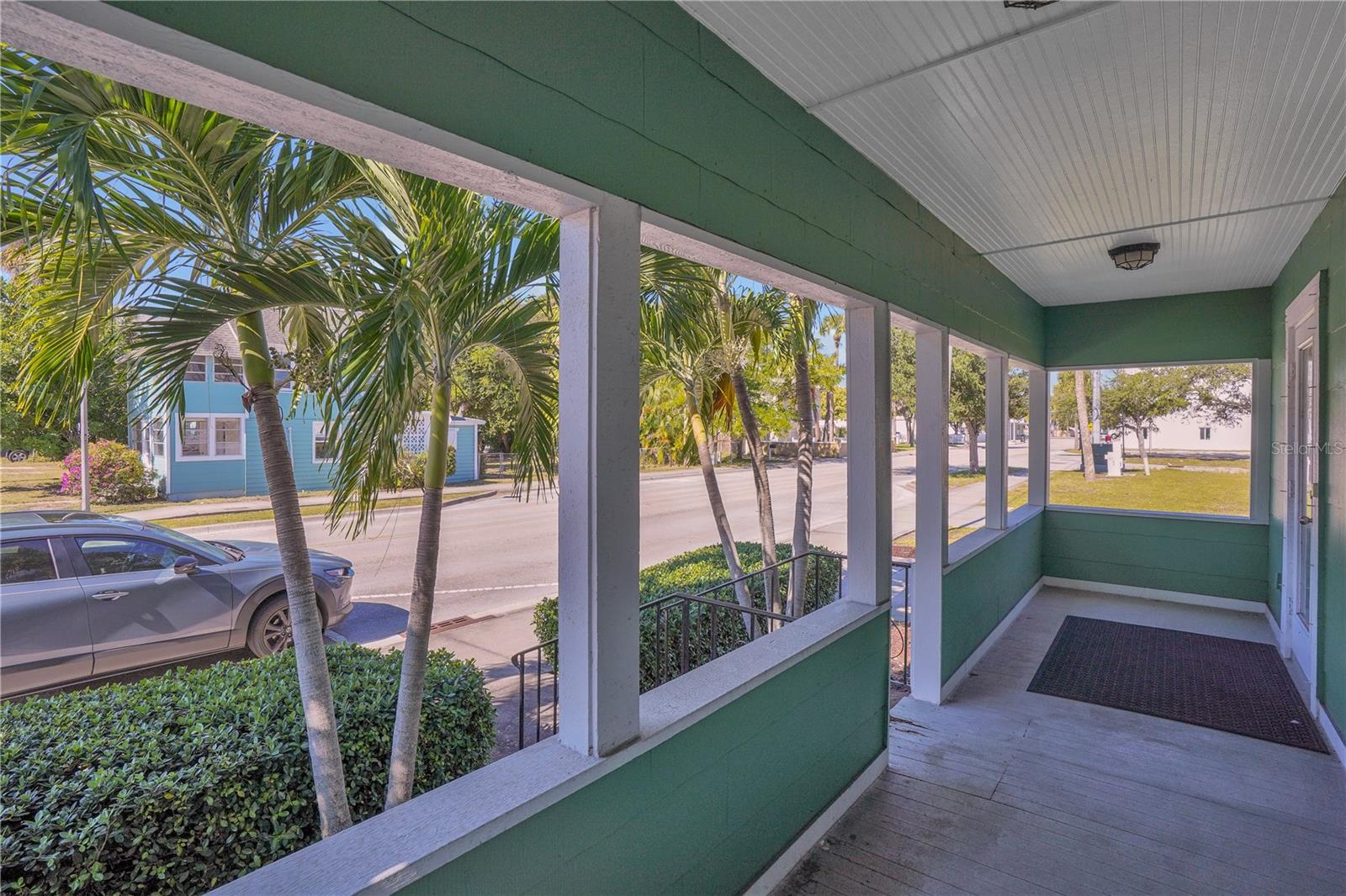 Image 11 of 39 For 212 7th Street