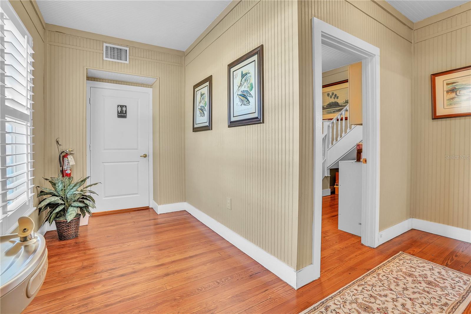 Image 16 of 39 For 212 7th Street