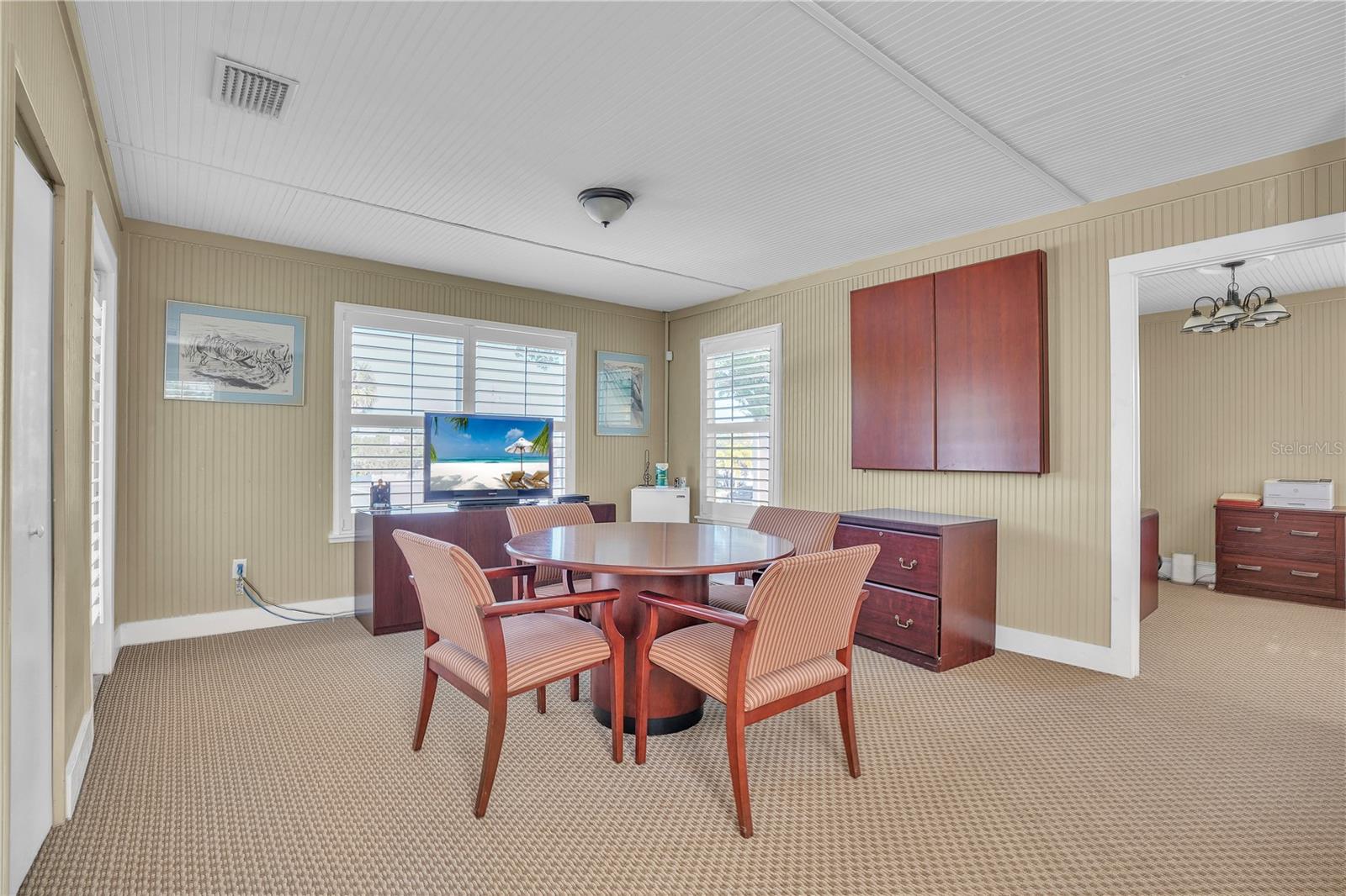 Image 25 of 39 For 212 7th Street