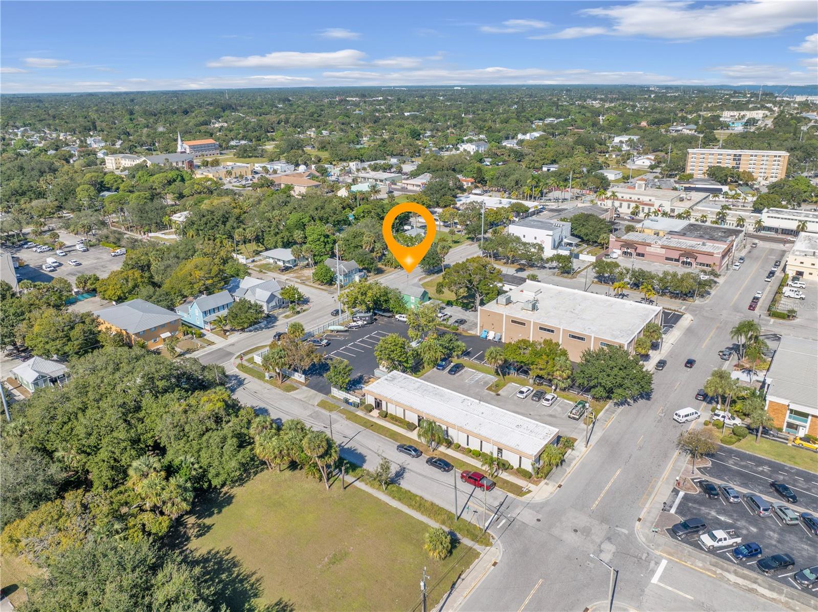 Image 37 of 39 For 212 7th Street